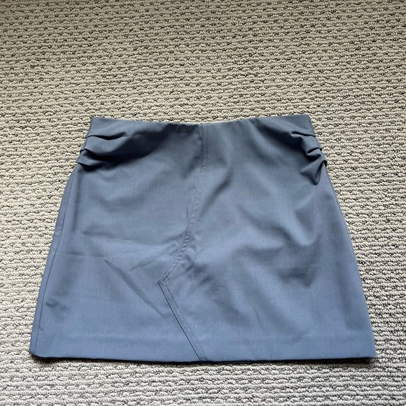 ZARA MINI SKIRT - Picture 1 of 5